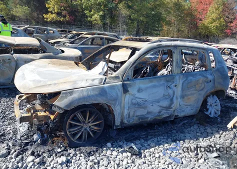 2015 Volkswagen Tiguan Se from USA, damaged, VIN WVGBV7AX4FW572060